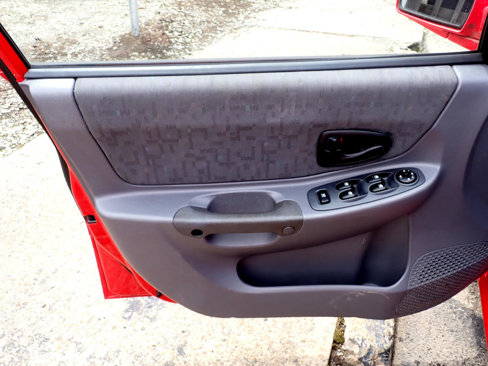 Used 2003 Hyundai Accent GL image 27
