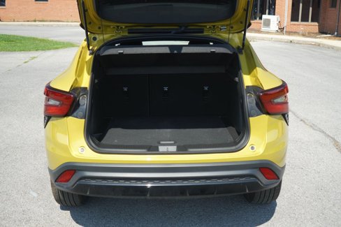 New 2024 Chevrolet Trax RS w/ Sunroof Package image 5