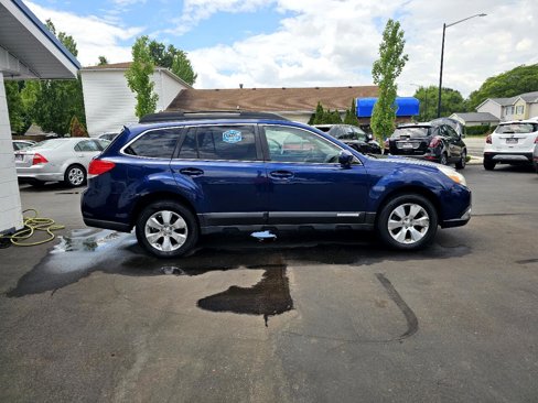 Used 2010 Subaru Outback 3.6R Limited image 13