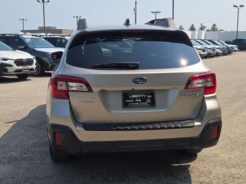 Used 2019 Subaru Outback 2.5i Limited w/ Popular Package #2 image 13
