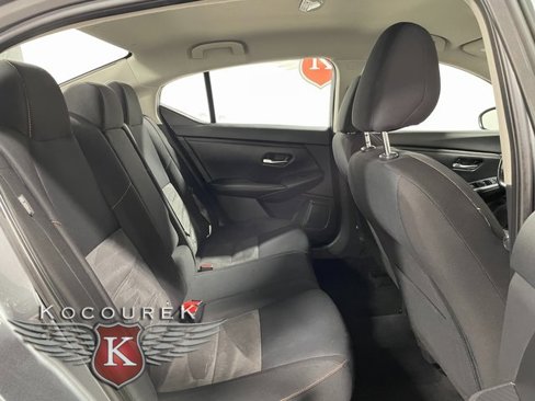 Used 2022 Nissan Sentra SR w/ Lighting Package image 21