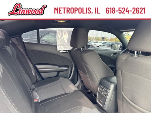 Used 2022 Dodge Charger SXT image 10