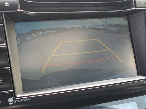 Used 2018 Toyota RAV4 XLE image 18