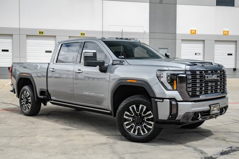 Used 2024 GMC Sierra 2500 Denali Ultimate image 19