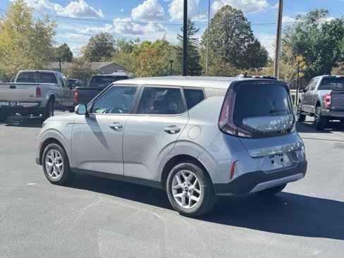 Used 2023 Kia Soul LX w/ Option Group 015 image 5