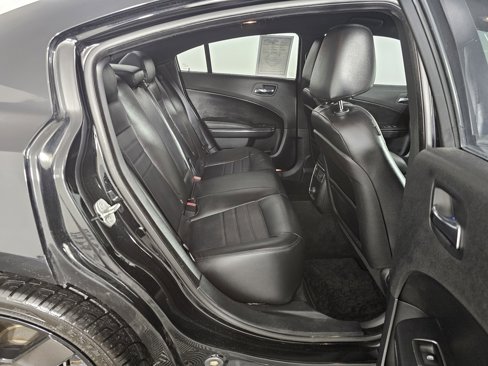 Used 2013 Dodge Charger SE image 14
