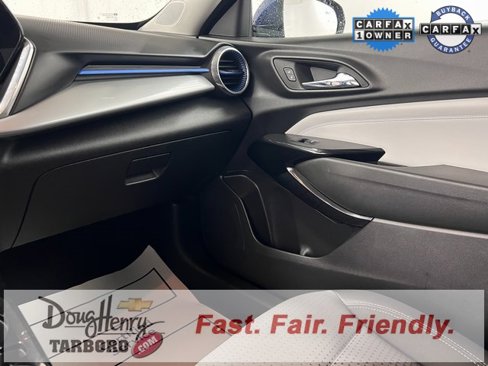 Used 2024 Chevrolet Trax LT w/ Sunroof Package image 44