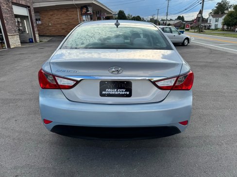 Used 2014 Hyundai Sonata GLS image 12