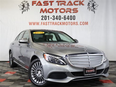 Used 2015 Mercedes-Benz C 300 4MATIC Sedan image 3