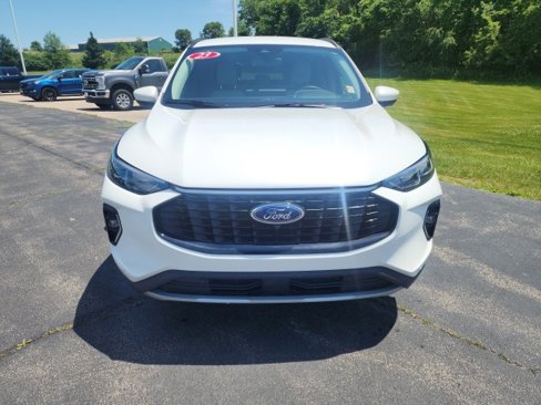 Certified 2023 Ford Escape Platinum image 3