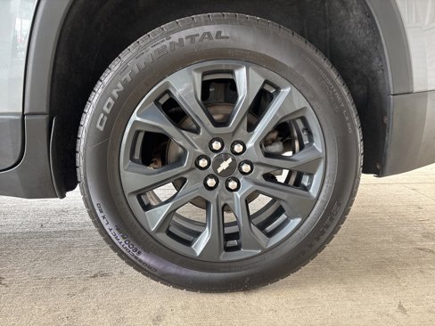 Used 2021 Chevrolet Traverse RS image 48