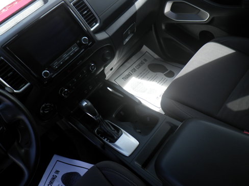 Used 2022 Nissan Frontier SV image 21