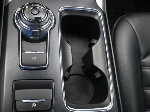 Used 2019 Ford Fusion SEL image 21