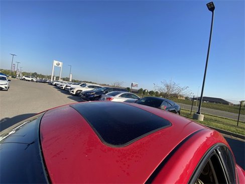Used 2010 Volkswagen Beetle Coupe image 3