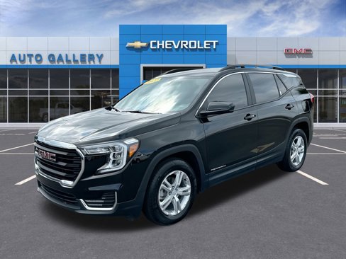 Certified 2022 GMC Terrain SLE w/ Driver Convenience Package image 1