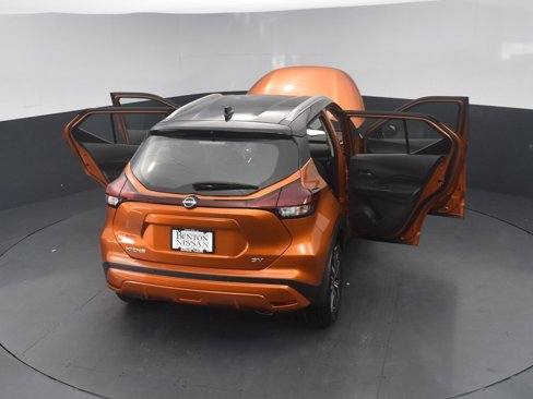 Used 2023 Nissan Kicks SV image 23