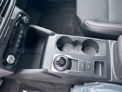 New 2025 Ford Escape ST-Line w/ Tech Pack #1 image 10
