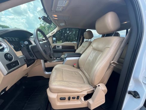 Used 2014 Ford F150 Lariat w/ Lariat Chrome Package image 11