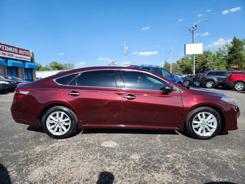 Used 2015 Toyota Avalon XLE Premium image 8