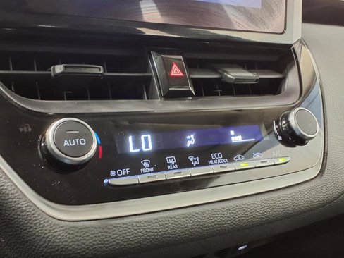Used 2023 Toyota Corolla LE image 16