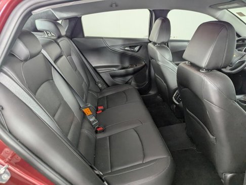 Used 2017 Chevrolet Malibu Premier w/ Driver Confidence Package image 19