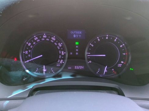Used 2013 Lexus IS 350C image 24