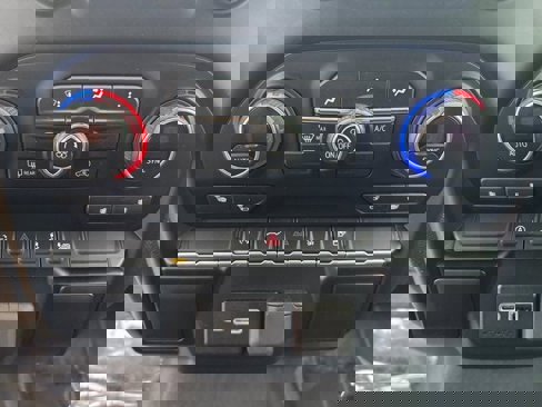 Used 2019 Chevrolet Silverado 1500 LT w/ Convenience Package image 23