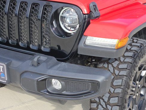 Used 2022 Jeep Gladiator Willys image 10