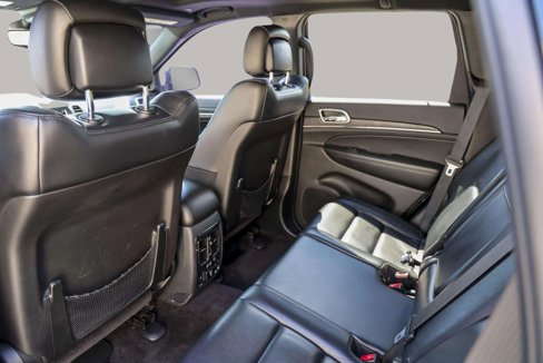 Used 2018 Jeep Grand Cherokee Limited image 25
