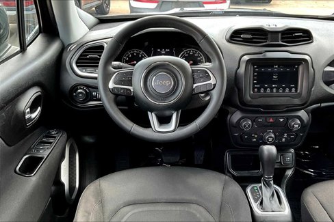 Used 2018 Jeep Renegade Latitude image 5