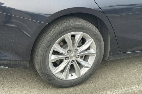 Used 2023 Chevrolet Malibu LT image 7