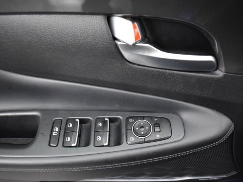 Used 2023 Hyundai Santa Fe SEL w/ Premium Package image 32