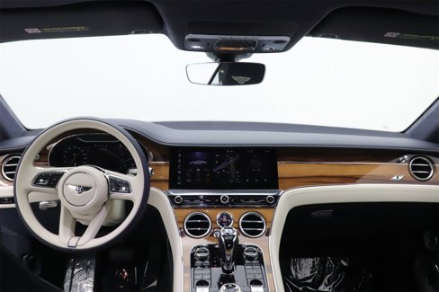 Used 2024 Bentley Continental GT S image 5