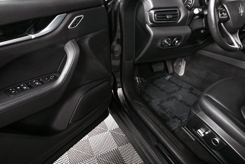 Certified 2022 Maserati Levante GT image 10