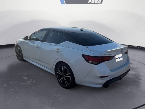 Used 2020 Nissan Sentra SR image 1
