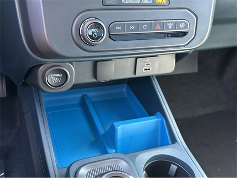 New 2025 Ford Maverick XLT image 29