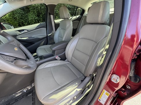 Used 2017 Chevrolet Cruze LT w/ Sun And Sound Package image 15