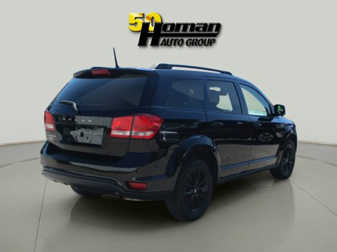 Used 2019 Dodge Journey SE w/ Blacktop Package image 5