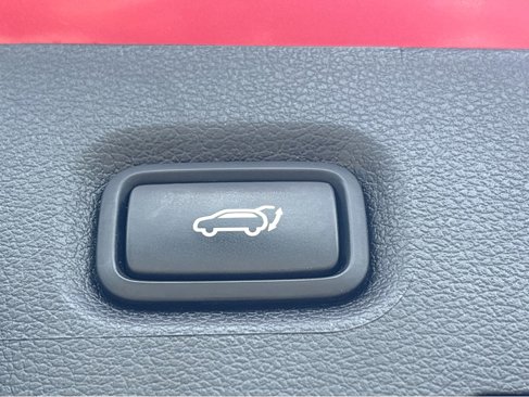 Used 2023 Hyundai Santa Fe SEL w/ Premium Package image 24