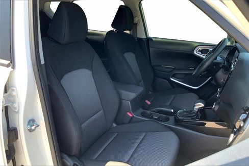 Used 2024 Kia Soul S image 27