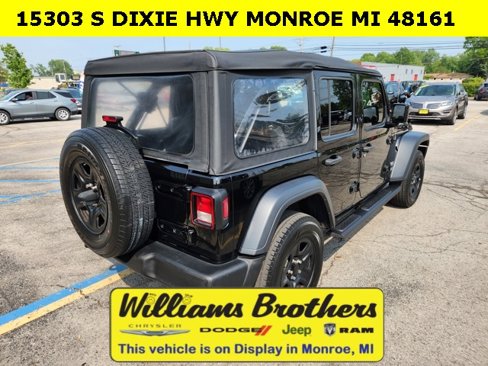 Used 2018 Jeep Wrangler Unlimited Sport image 3