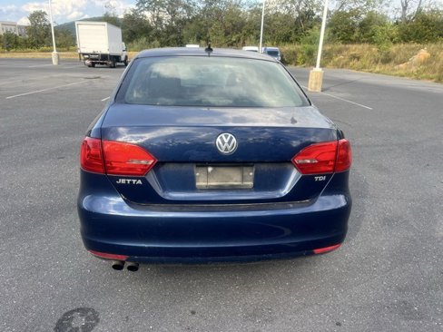 Used 2014 Volkswagen Jetta TDI image 6