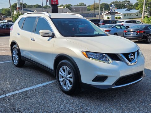 Used 2015 Nissan Rogue SV image 5