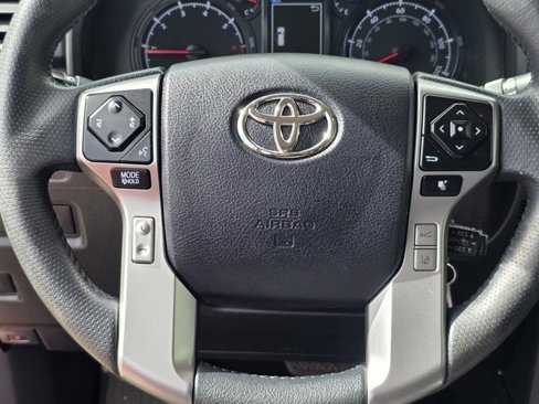 Used 2021 Toyota 4Runner SR5 image 12
