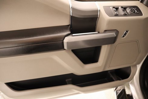 Used 2017 Ford F150 XLT w/ Equipment Group 302A Luxury image 16