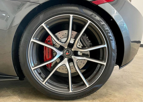 Used 2017 McLaren 570S image 55