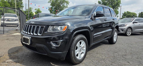 Used 2014 Jeep Grand Cherokee Laredo image 1
