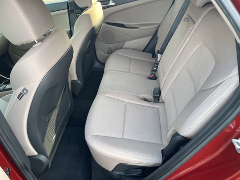 Used 2019 Hyundai Tucson SE image 19