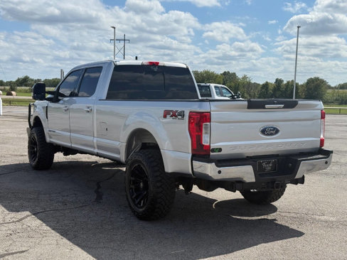 Used 2019 Ford F250 XLT w/ XLT Premium Package image 8