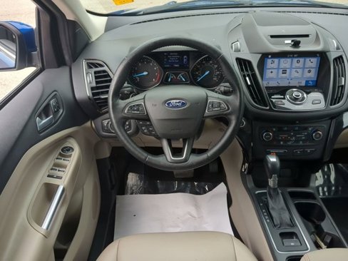 Used 2017 Ford Escape Titanium image 15